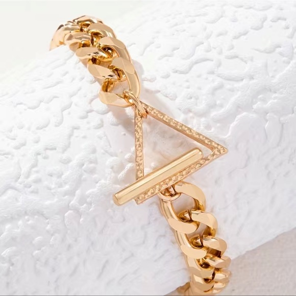 💛 NEW Gold 18k plated Geometric Triangle Chain Chunky Bracelet - Picture 5 of 5